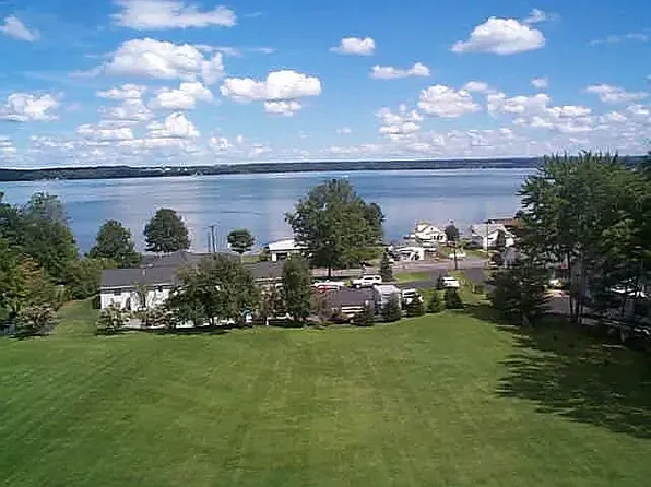 2693 State Route 89 APT 3, Seneca Falls, NY 13148