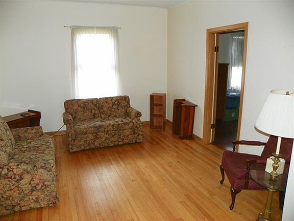 5th image of 2325 N 77th Ave
