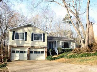 6401 Rushingbrook Dr, Raleigh, NC 27612