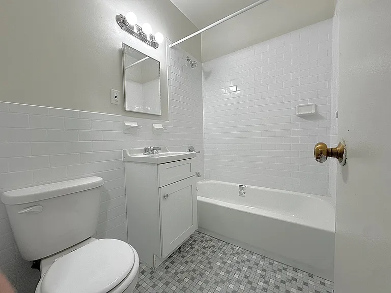 67 W 109th St #2D — Photo 8