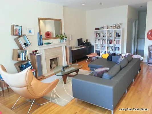 Rented by Living New York | media 31