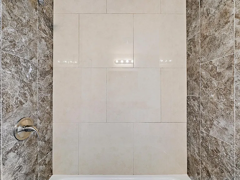 1702 Colony Creek Dr — Photo 21