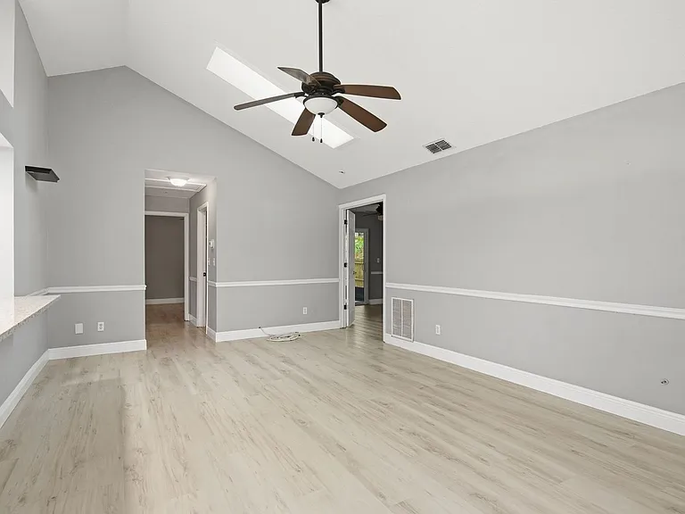 3726 Albion Ct — Photo 5