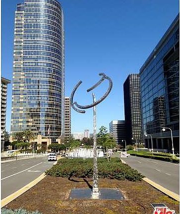 4th image of 2142 Century Park Lane #204