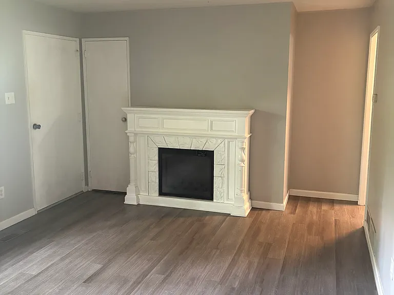 1208 N 4th St — Photo 6
