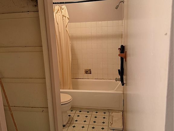 4th image of 8685 N Akins Rd APT 204
