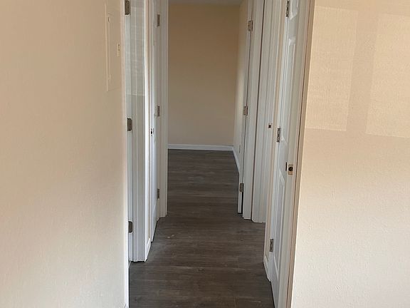5th image of 818 N Minnesota St APT 2