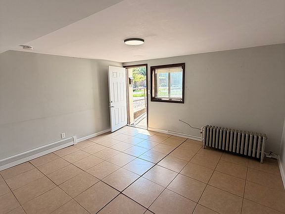 3rd image of 509 N Perry St #507