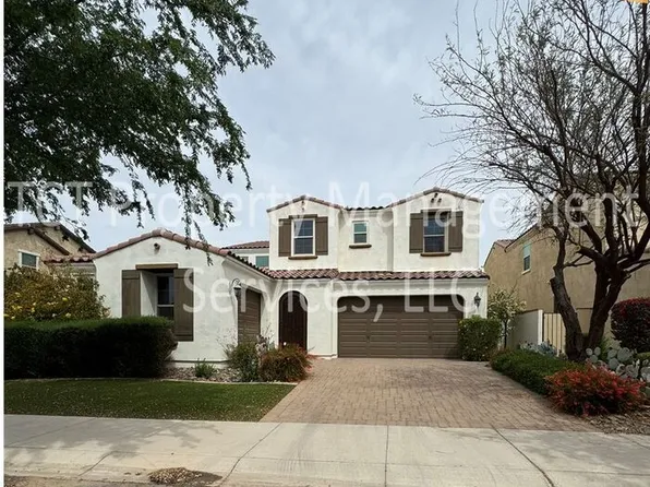 9736 E Theia Dr, Mesa, AZ 85212