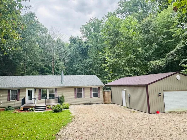 2940 N Stanford Woods Dr, Solsberry, IN 47459