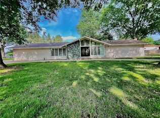 4901 Blue Ridge Blvd, Kansas City, MO 64133