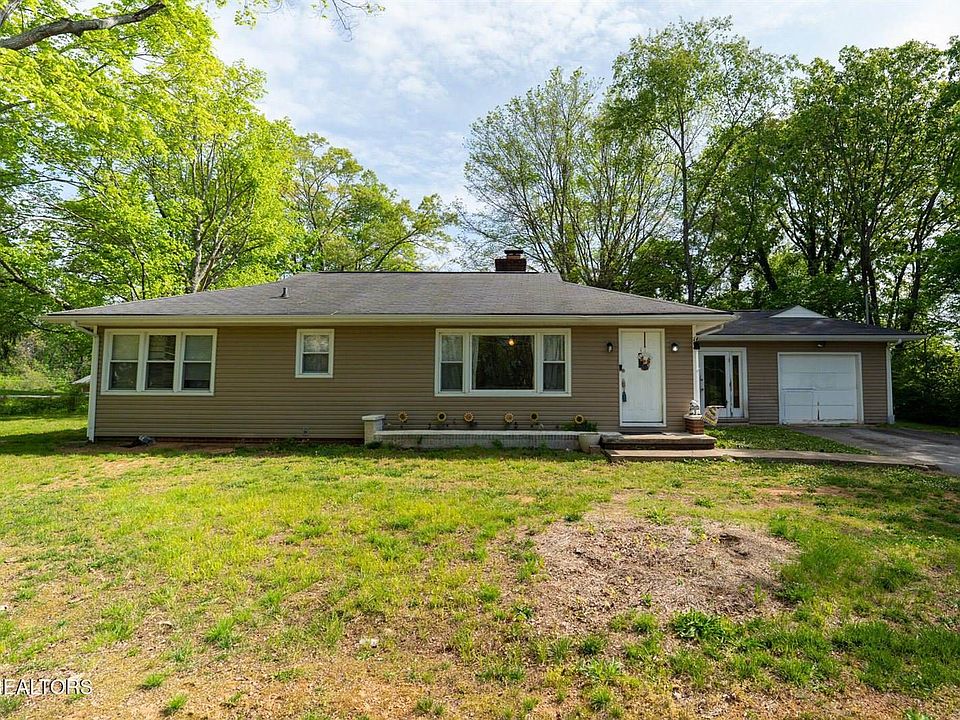 1st image of 205 Highland Cir