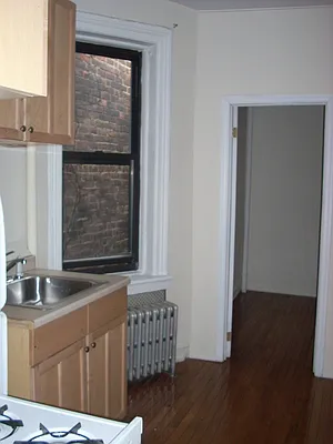 Rented by AD Real Estate Investors | media 18