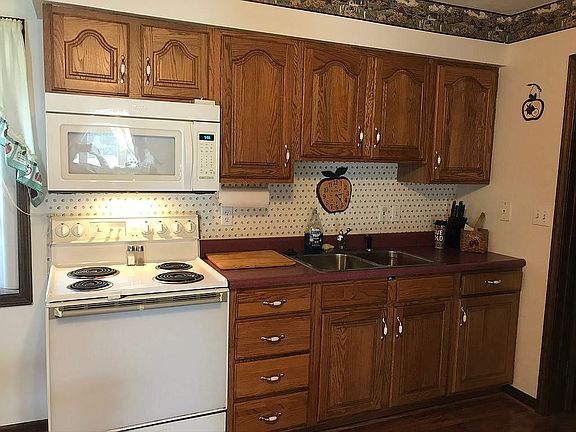 3rd image of 1336B 7th St