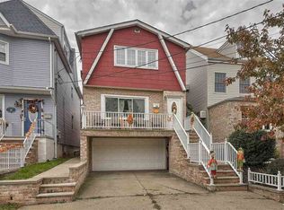 16A Margaret St, Bayonne, NJ 07002