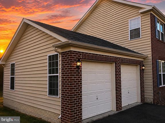 3rd image of 10750 Sourwood Ave