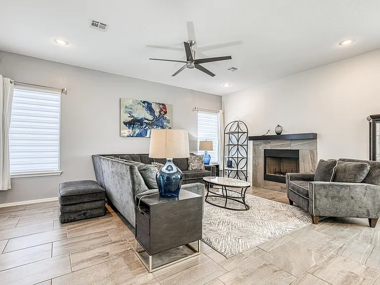 4825 Rancho Feliz Ct #C-T — Photo 2