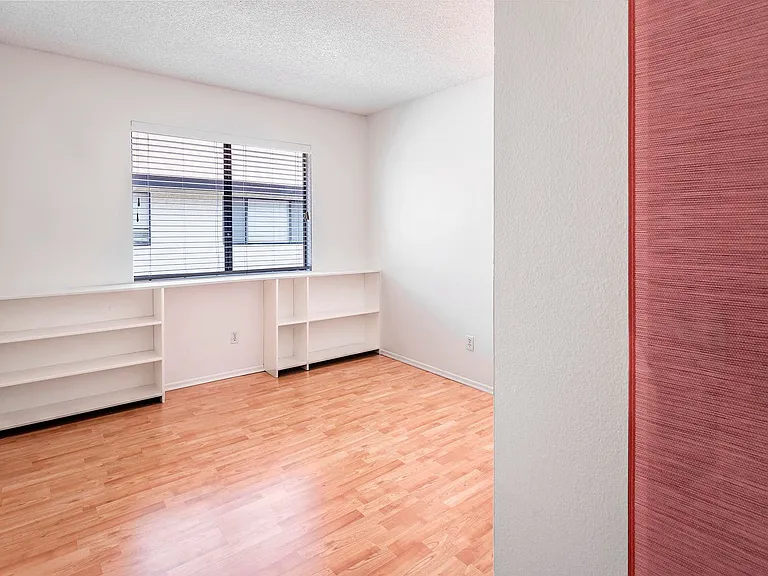 19355 Sherman Way #7 — Photo 12