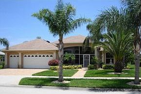 1st image of 2527 Canterbury Cir