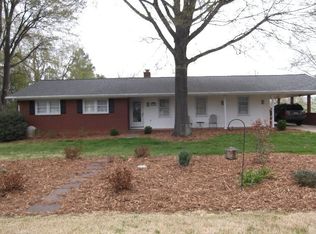 461 Shannon Ct, Ridgeway, VA 24148