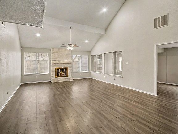 3rd image of 12310 Ashling Dr