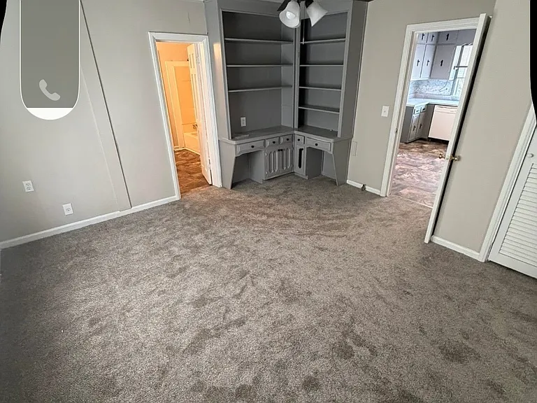 1074 Dallas Hwy — Photo 2
