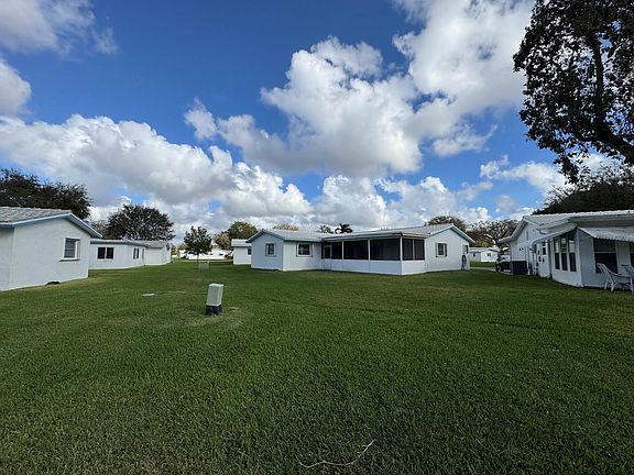 4th image of 9021 NW 15th Place