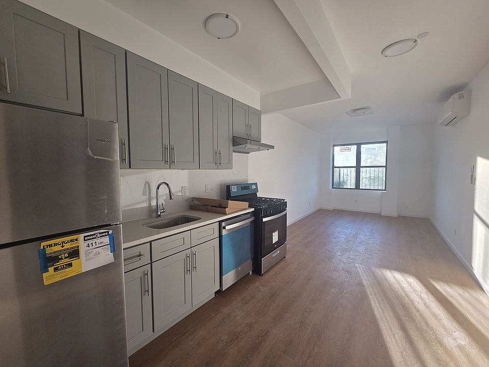 1st image of 30-87 Steinway St Floor 2
