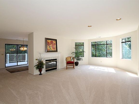 3rd image of 4045 220th Pl SE