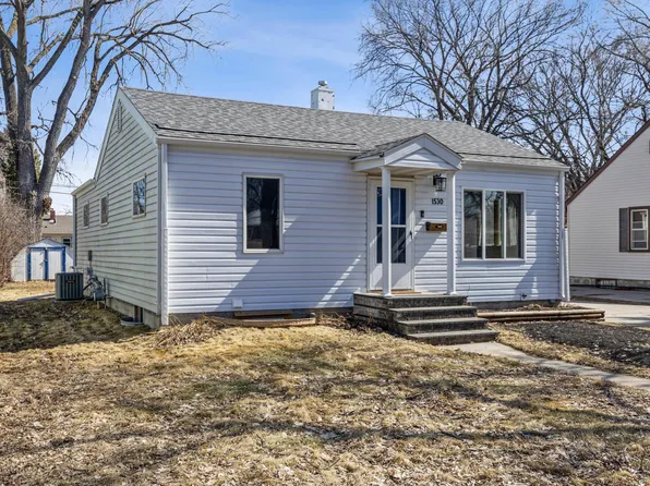 1530 14th St S, Fargo, ND 58103