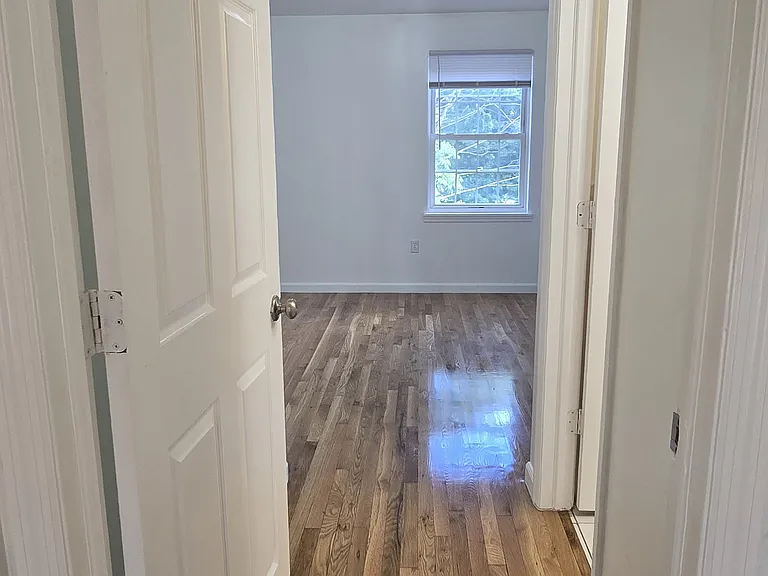 12 Bergen Ave #2 — Photo 18