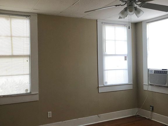 3rd image of 321 Atkins Ave