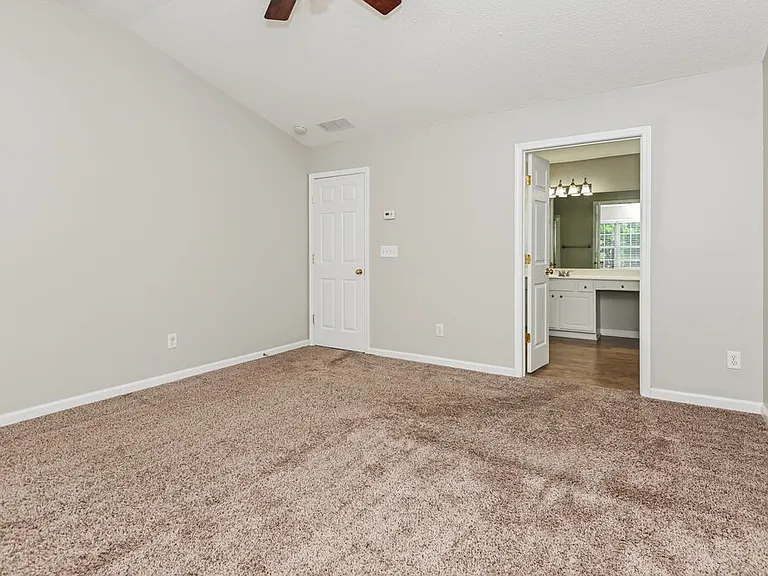809 Cataya Cv — Photo 9