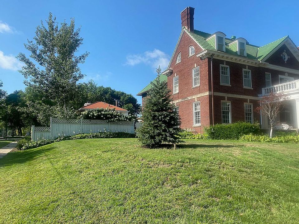 5201 Davenport St, Omaha, NE 68132 Zillow