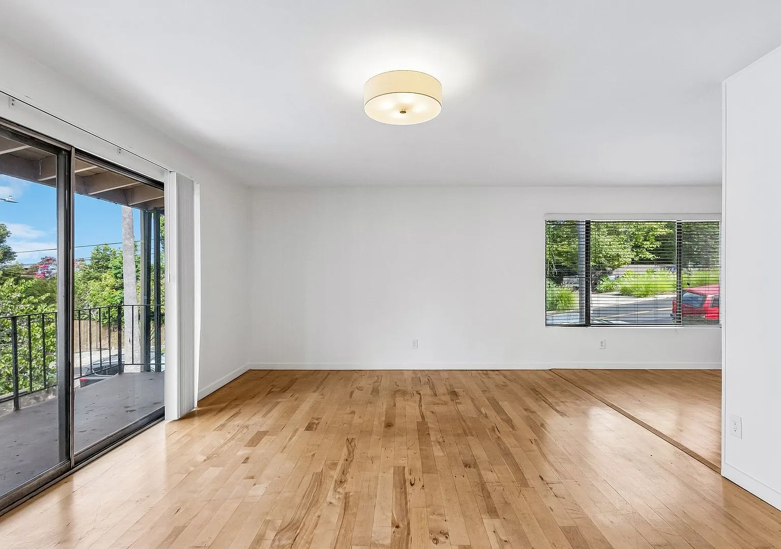 1314 Maltman Ave — Photo 1
