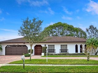 1430 Casa Rio Dr, Orlando, FL 32825