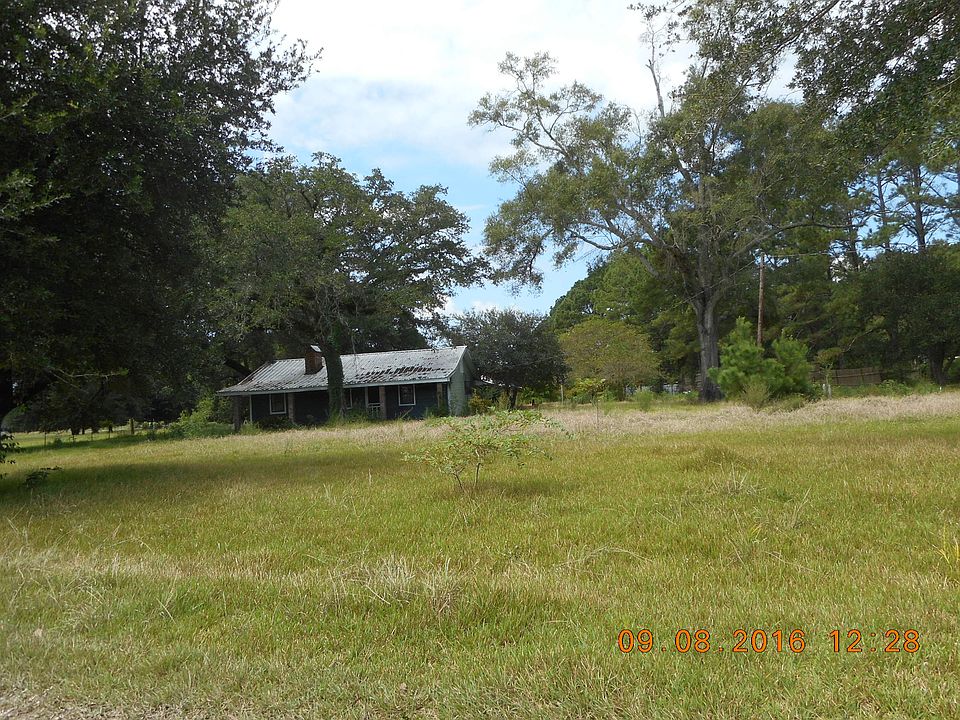2nd image of 26370 Bayou Blue Rd