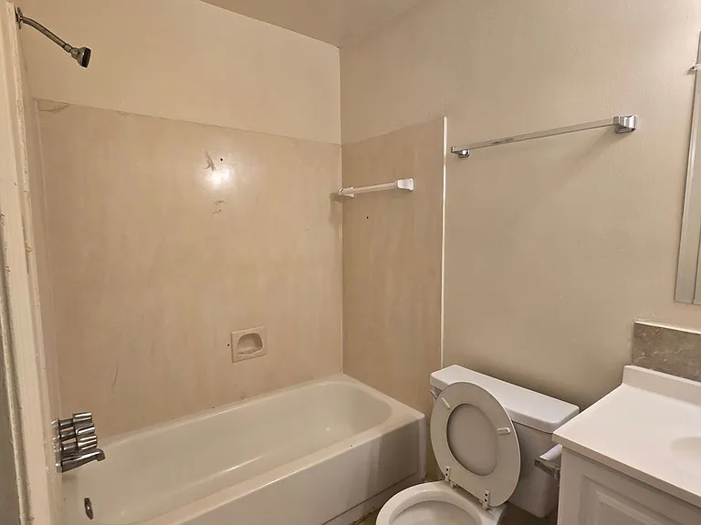 8556 Leake Ave #A-D — Photo 8