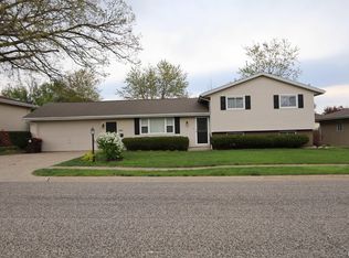 240 S Montana Ave, Morton, IL