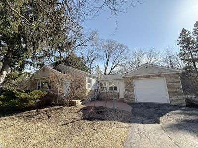 8424 North Fox Croft LANE, Milwaukee, WI, 53217