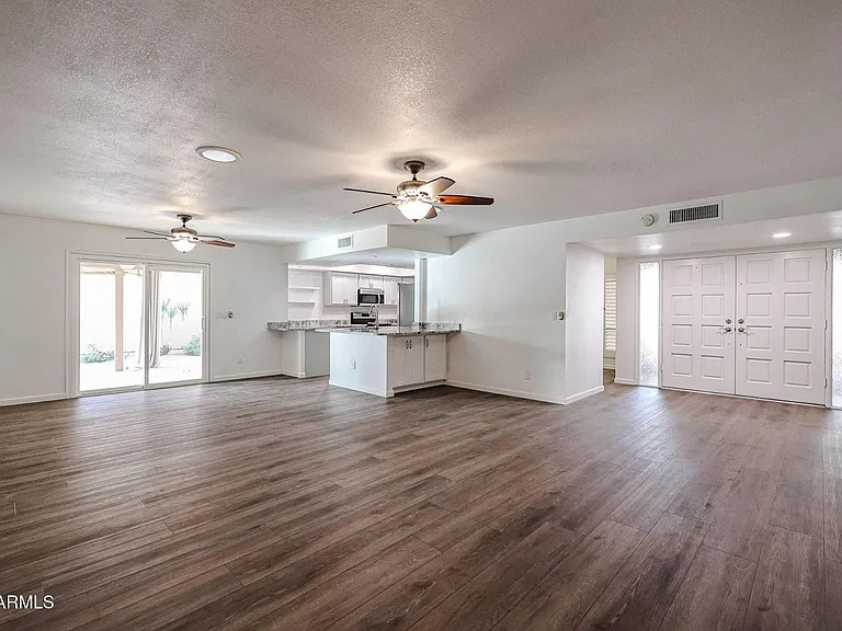 26033 S Hollygreen Dr — Photo 9