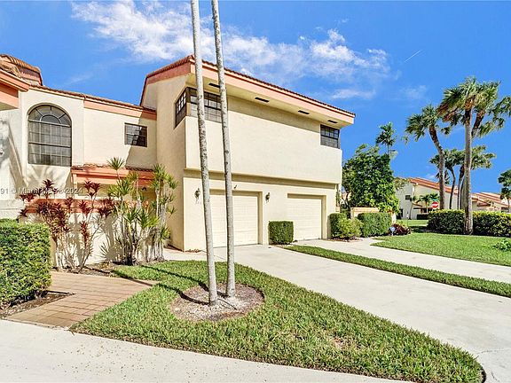 2nd image of 3460 Laurel Oaks Ln #2208