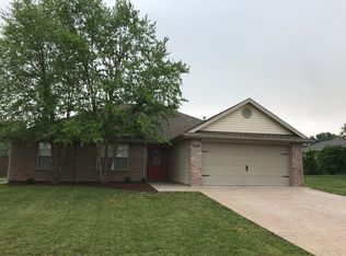 6191 E Douglas Pkwy, Hallsville, MO 65255