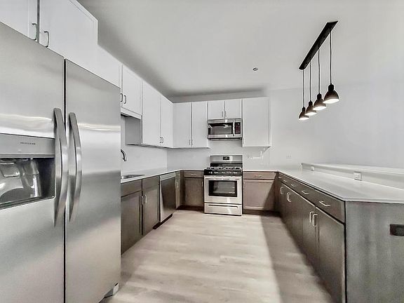 4th image of 4708 N Wolcott Ave #4W