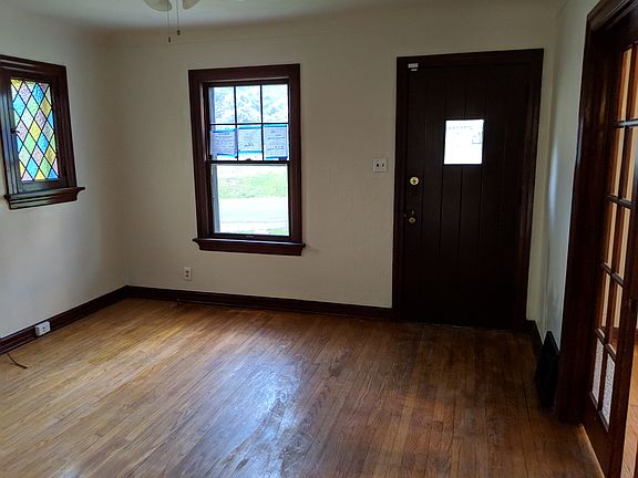 3rd image of 8905 Huiskamp Ave