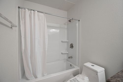 3rd image of 10075 Tujunga Canyon Blvd APT 119