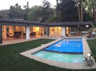 16425 Oldham St, Encino, CA 91436