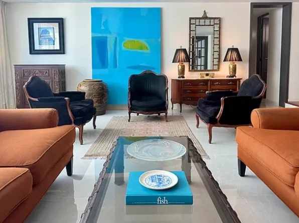 76 Kings Court St, San Juan, PR