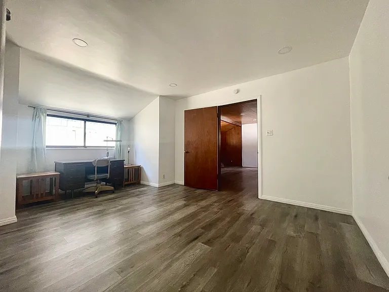 9161 Fortson Dr — Photo 5