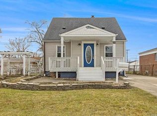 7139 Centralia St, Dearborn Heights, MI 48127